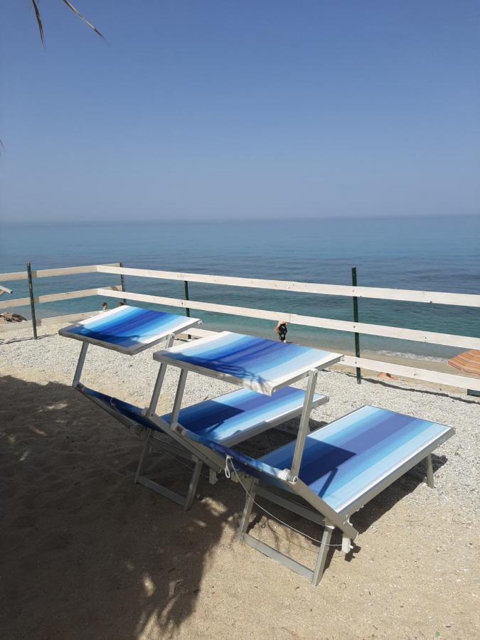 Villetta Sul Mare 카포바티카노 외부 사진